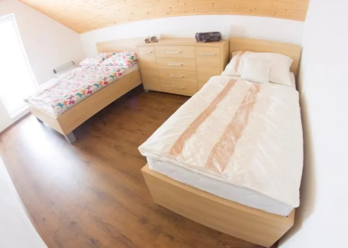 Horská chata Majocka Strane, Ferrata Martin