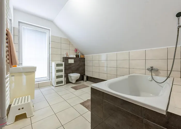 Majocka Strane, Ferrata *